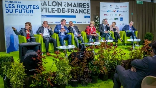 Screenshot-2022-05-31-at-13-02-47-Lu2019Amif-se-rinvente-en-mode-virtuel-et-se-projette-en-2021